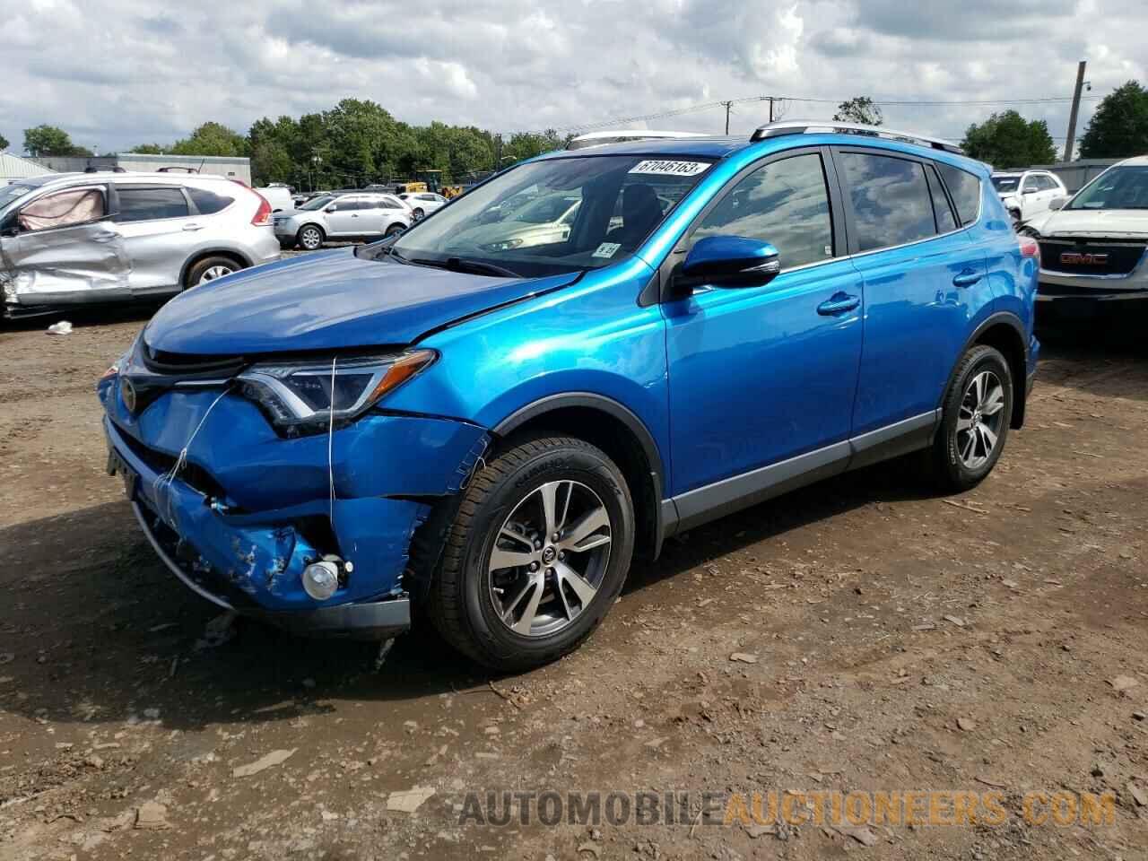 JTMRFREV6JJ239255 TOYOTA RAV4 2018