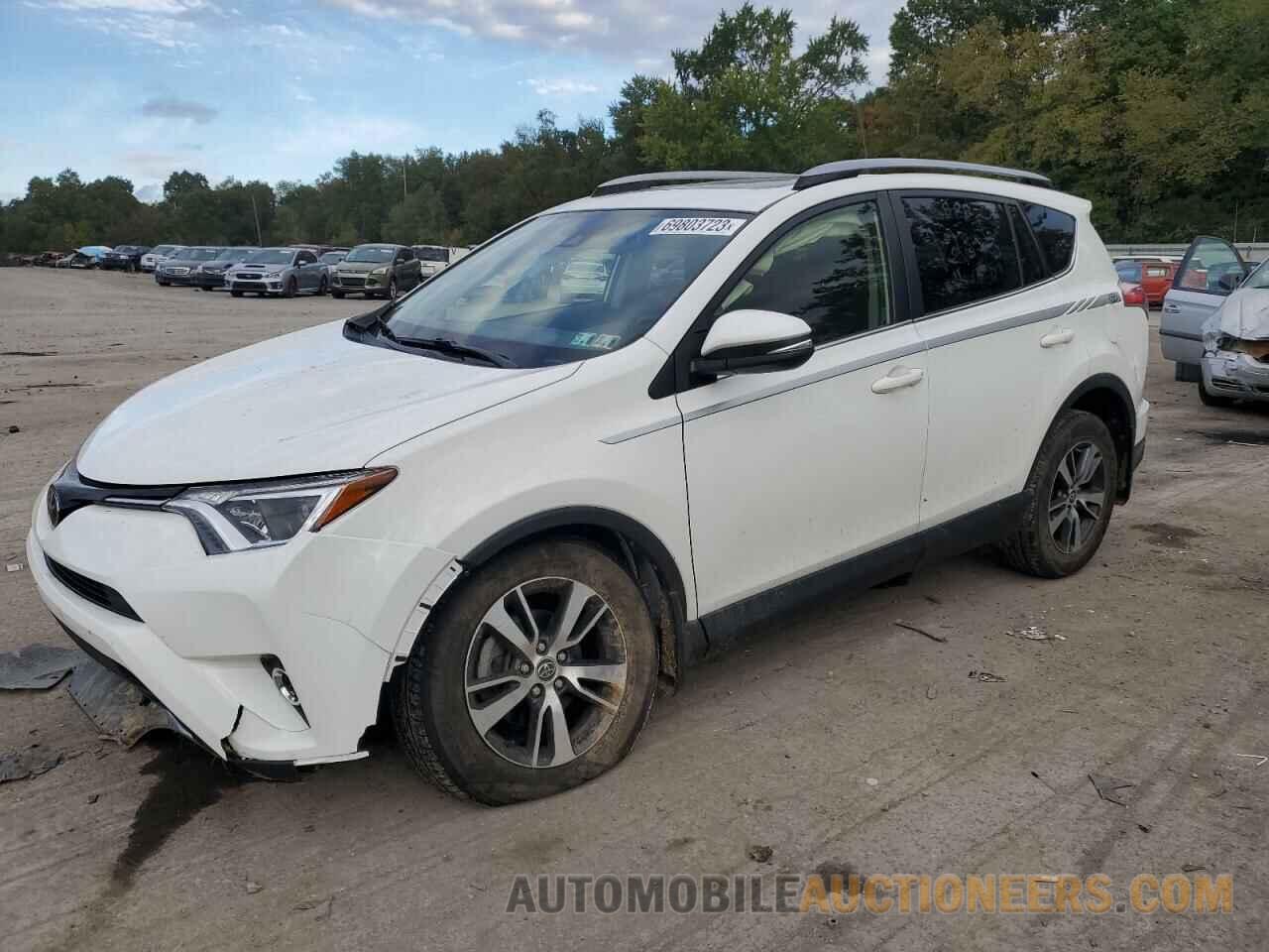 JTMRFREV6JJ724186 TOYOTA RAV4 2018