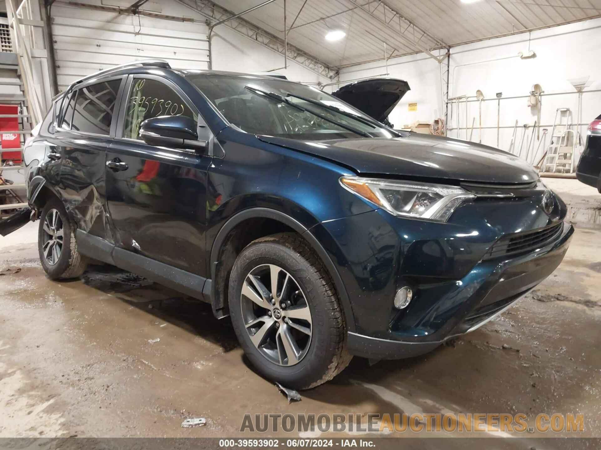 JTMRFREV6JJ738864 TOYOTA RAV4 2018