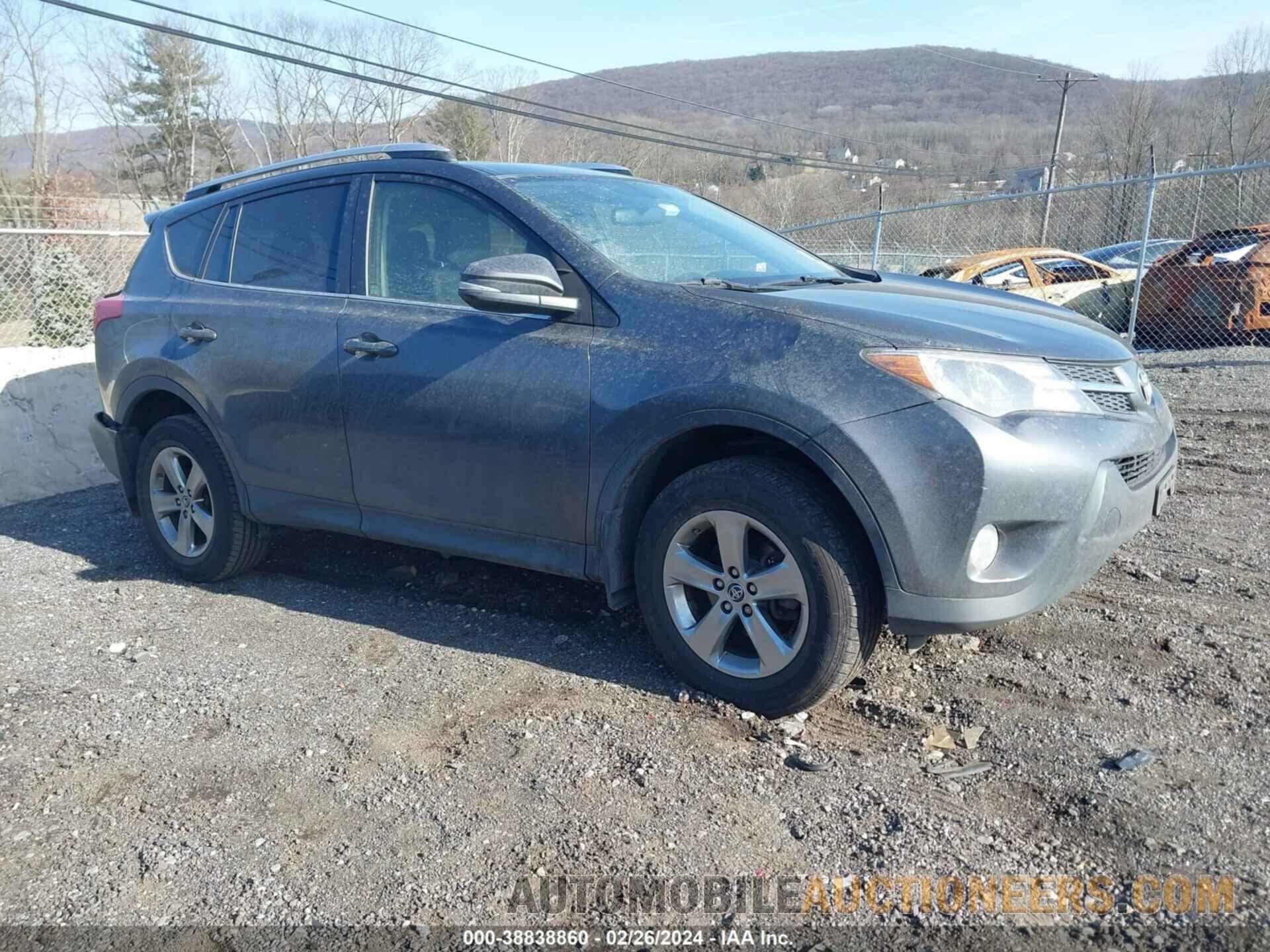 JTMRFREV7FD111242 TOYOTA RAV4 2015