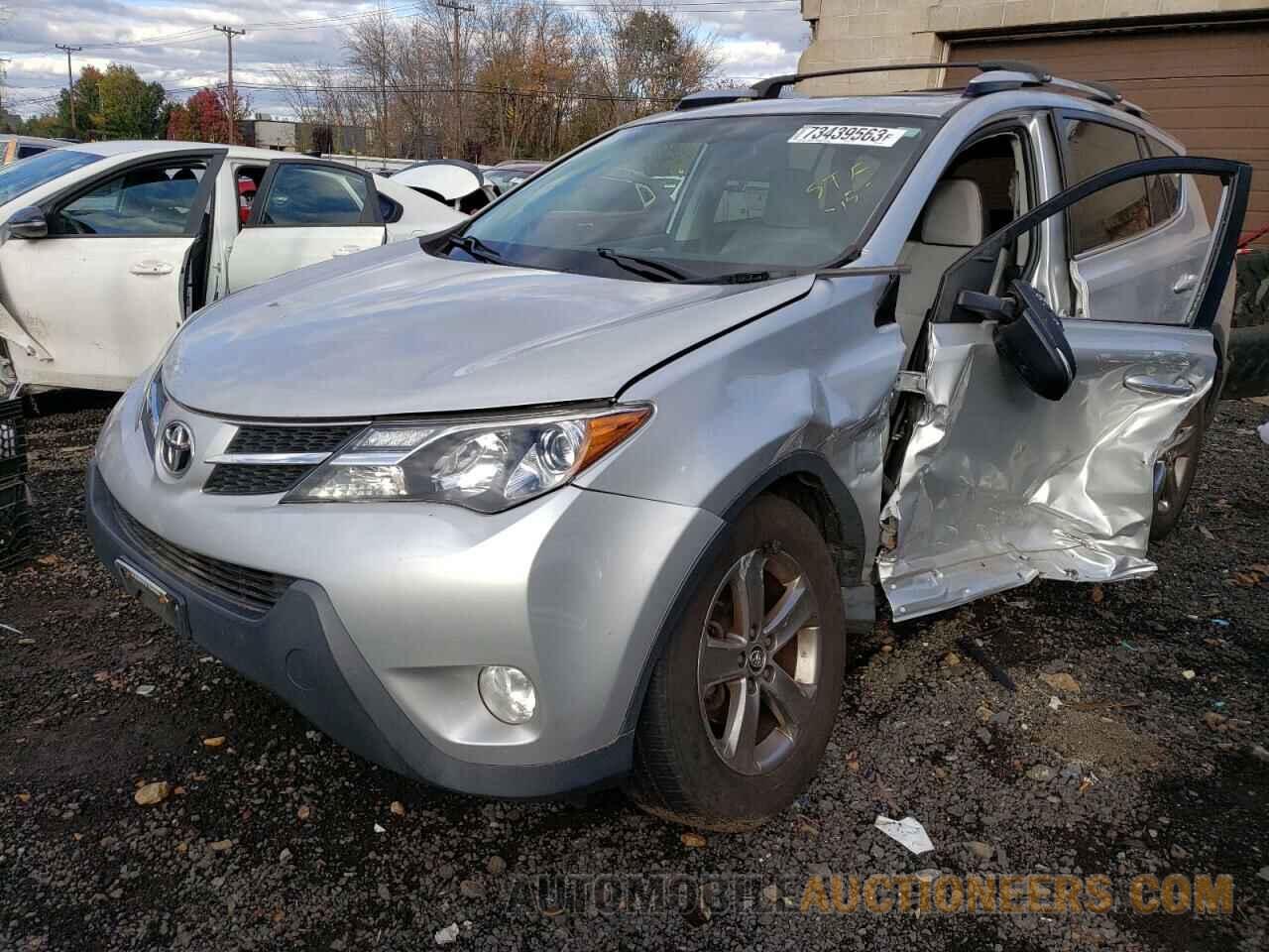 JTMRFREV7FD130776 TOYOTA RAV4 2015