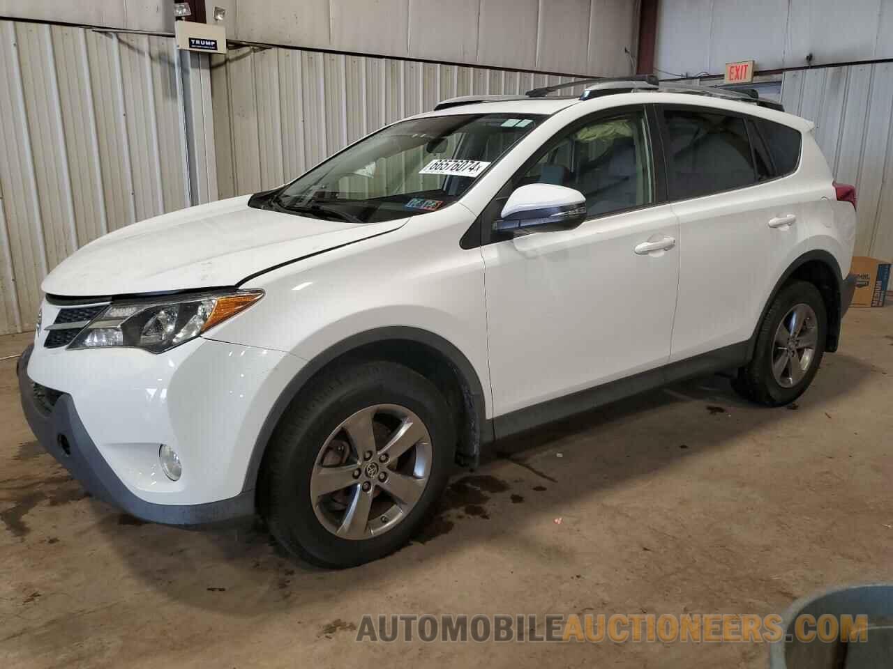 JTMRFREV7FD163485 TOYOTA RAV4 2015