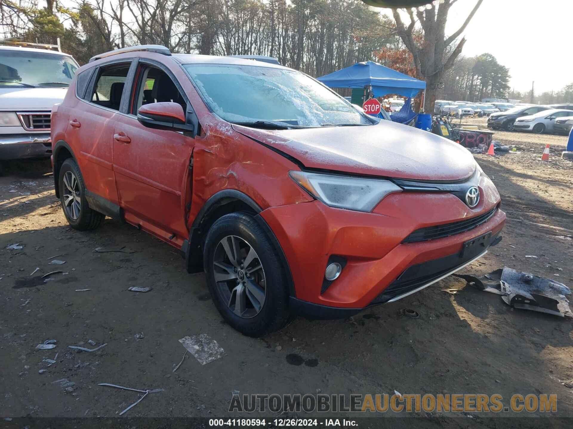 JTMRFREV7GJ054687 TOYOTA RAV4 2016