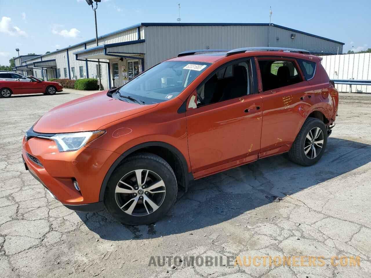 JTMRFREV7GJ100826 TOYOTA RAV4 2016