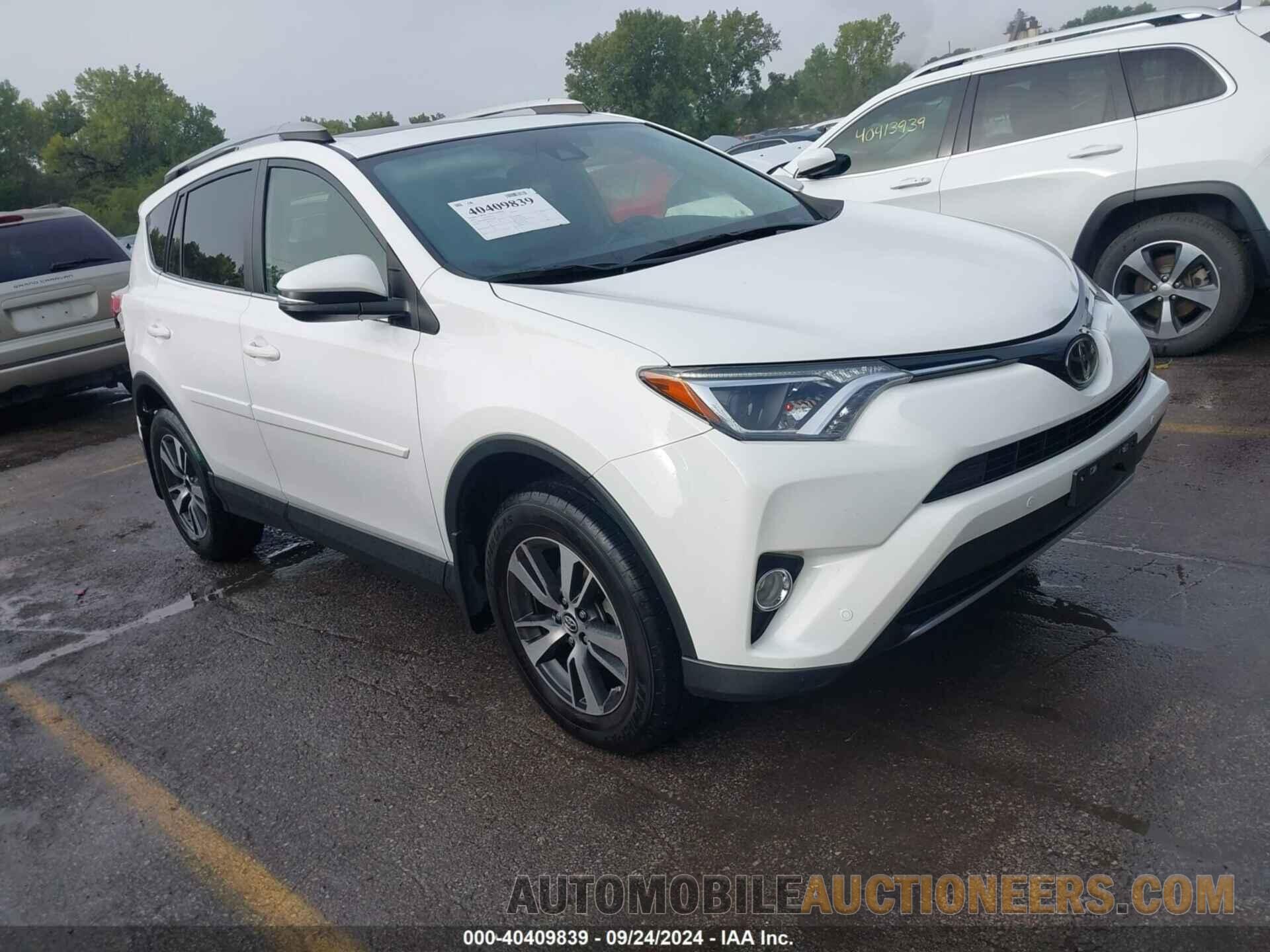 JTMRFREV7HJ105297 TOYOTA RAV4 2017