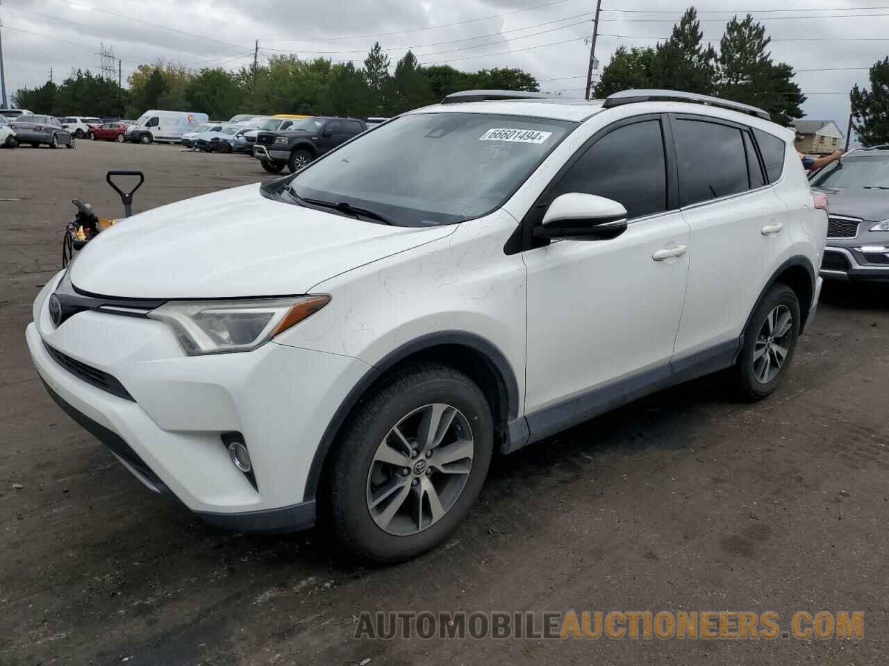 JTMRFREV7HJ108815 TOYOTA RAV4 2017