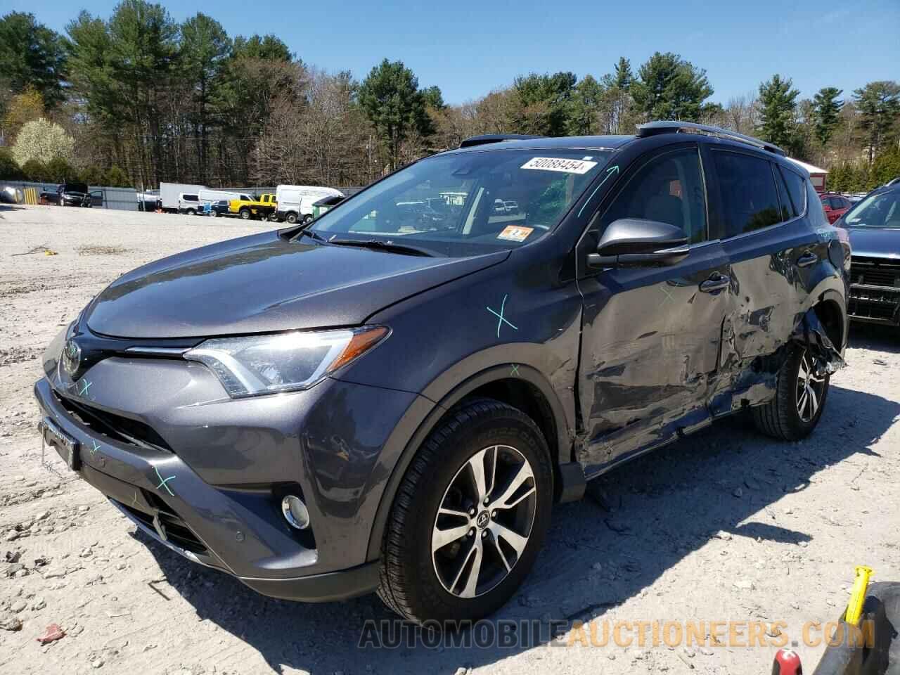 JTMRFREV7HJ139109 TOYOTA RAV4 2017