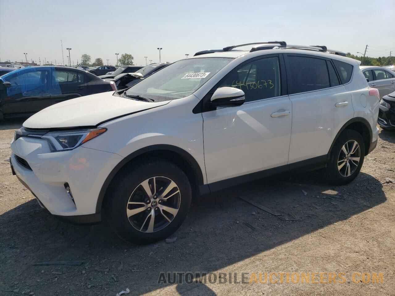 JTMRFREV7HJ157836 TOYOTA RAV4 2017