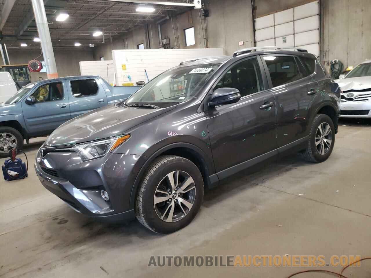 JTMRFREV7HJ700134 TOYOTA RAV4 2017