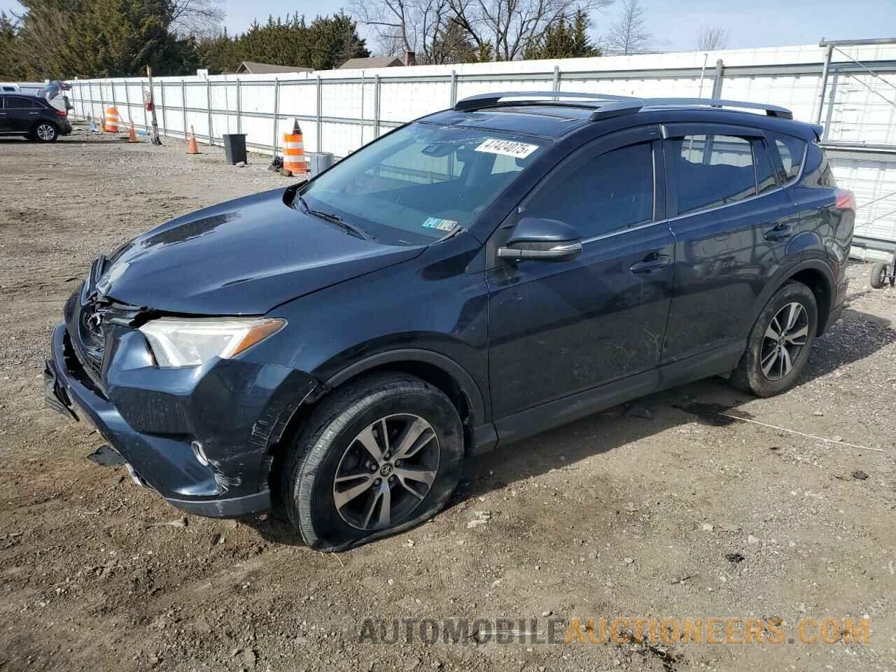 JTMRFREV7HJ701171 TOYOTA RAV4 2017