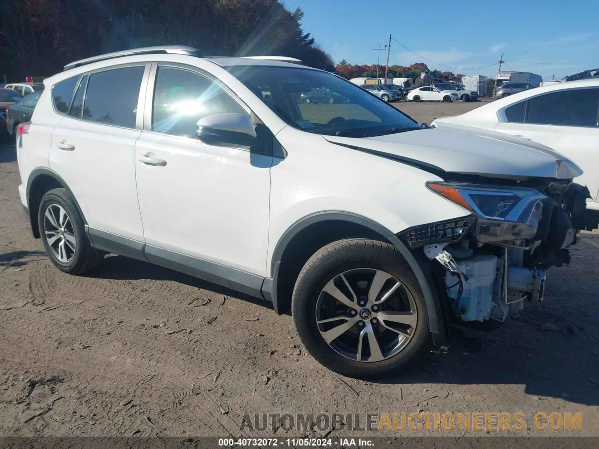 JTMRFREV7HJ715457 TOYOTA RAV4 2017