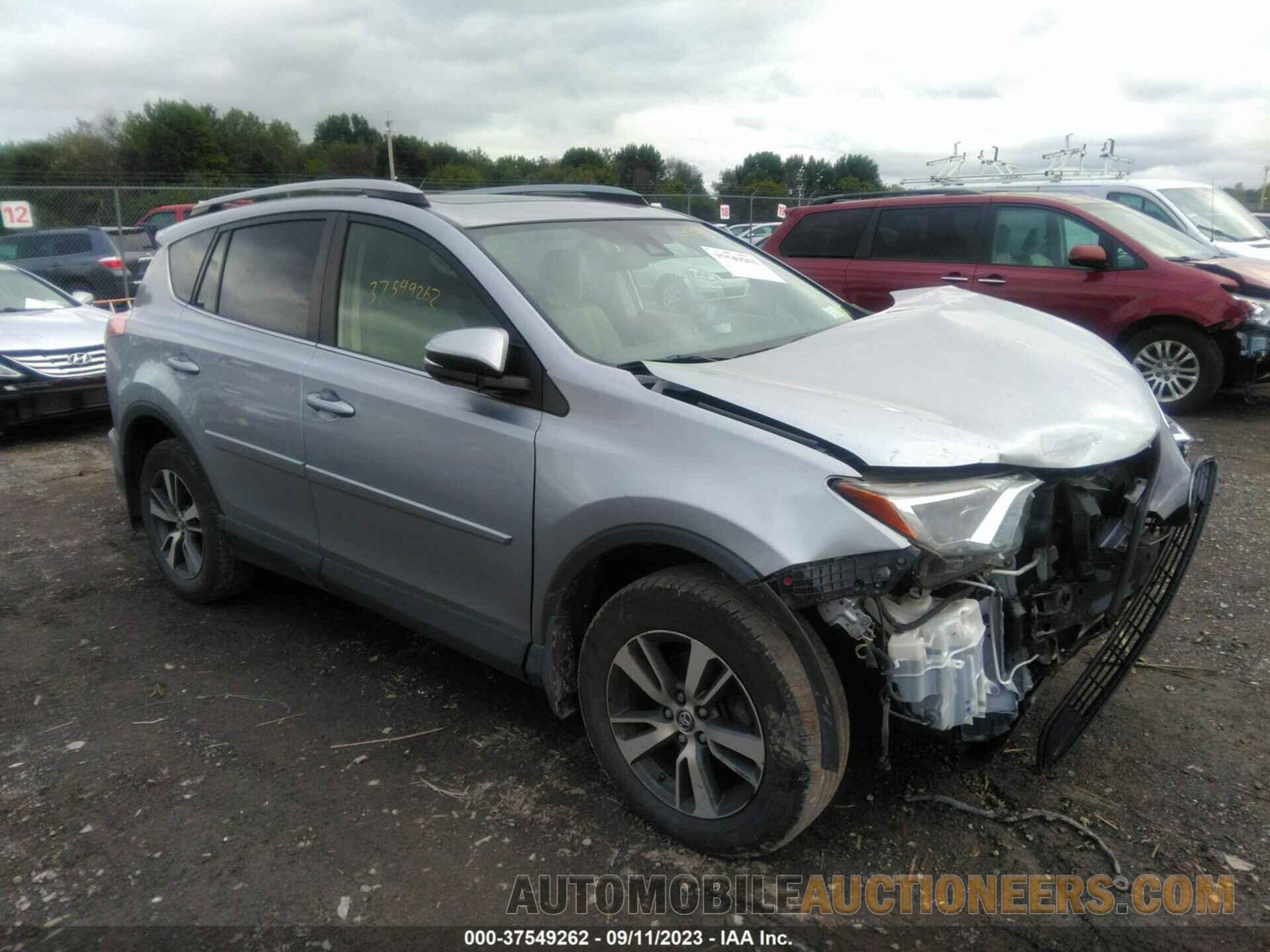 JTMRFREV7JD239988 TOYOTA RAV4 2018