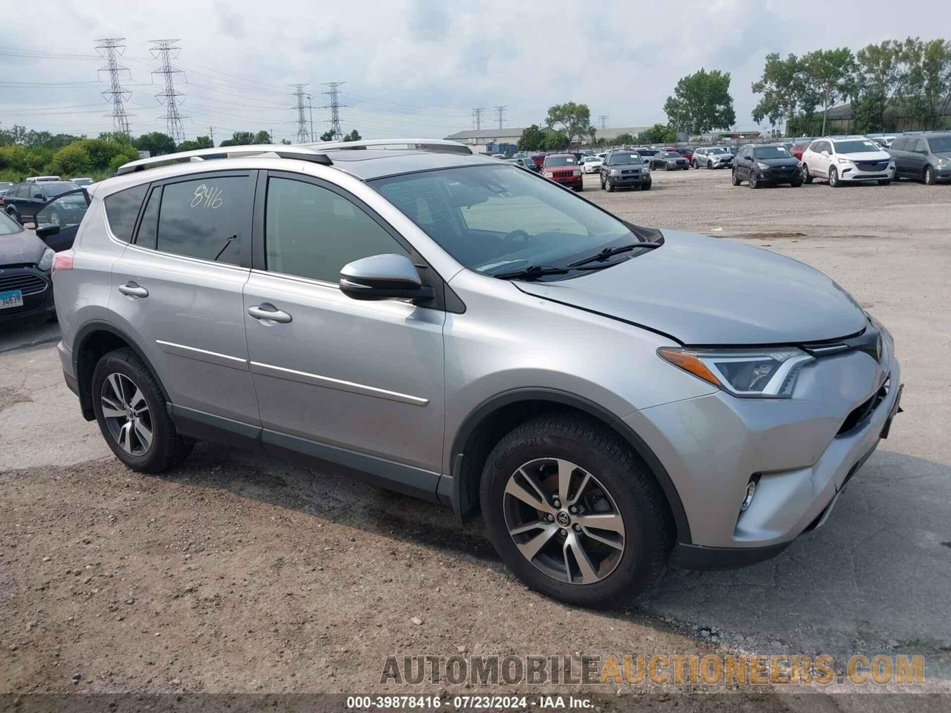 JTMRFREV7JD241126 TOYOTA RAV4 2018