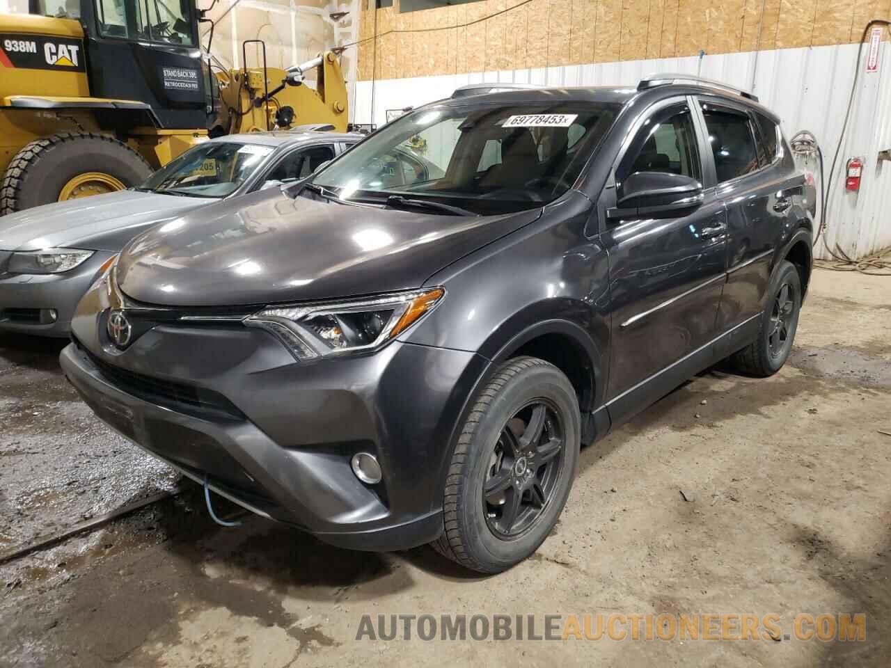 JTMRFREV7JD254927 TOYOTA RAV4 2018