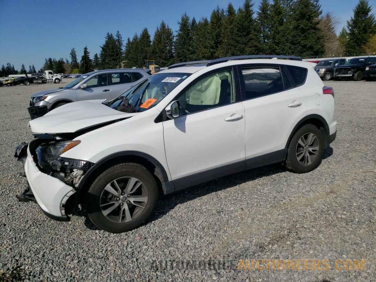 JTMRFREV7JJ202196 TOYOTA RAV4 2018