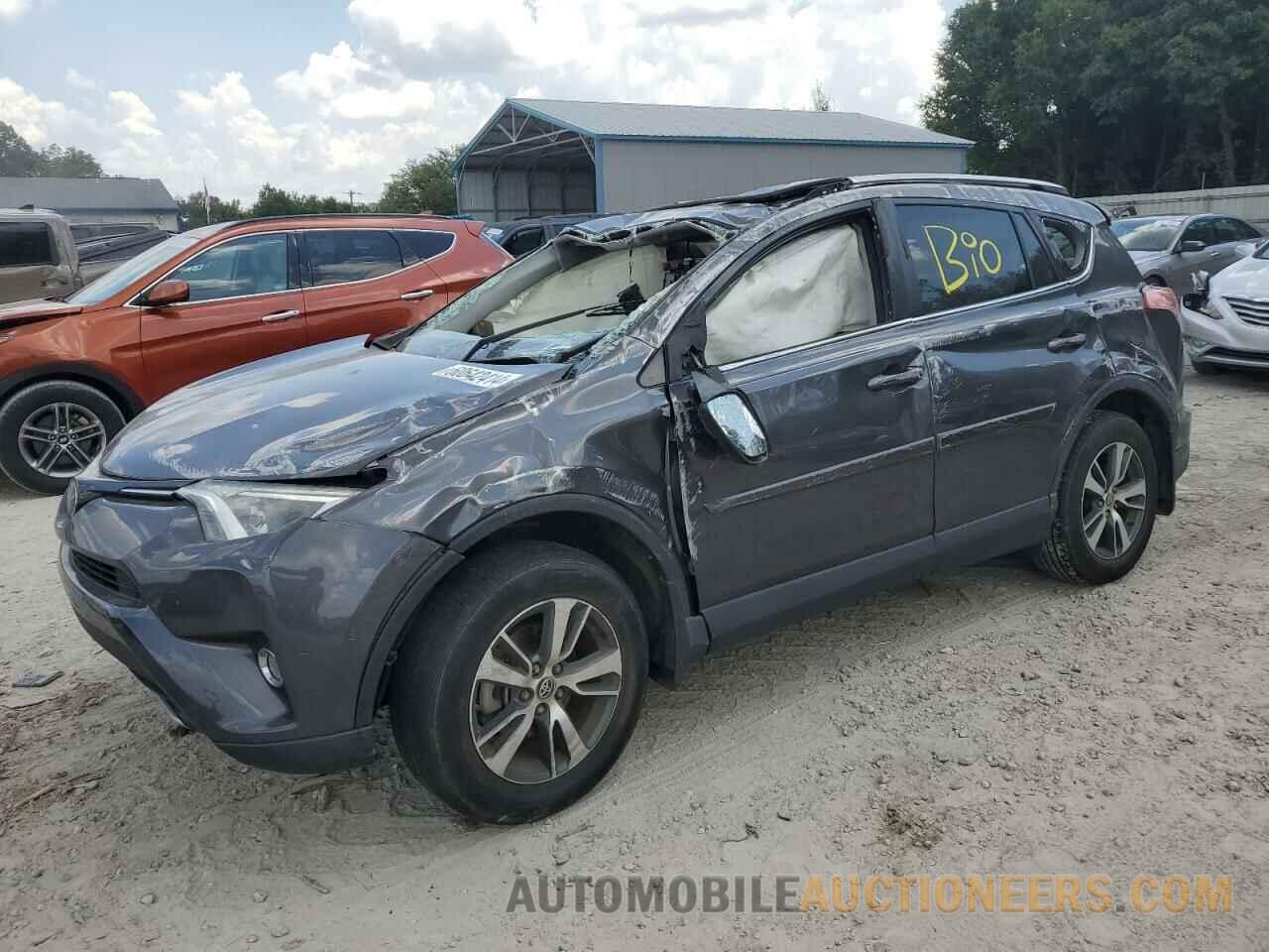 JTMRFREV7JJ208872 TOYOTA RAV4 2018