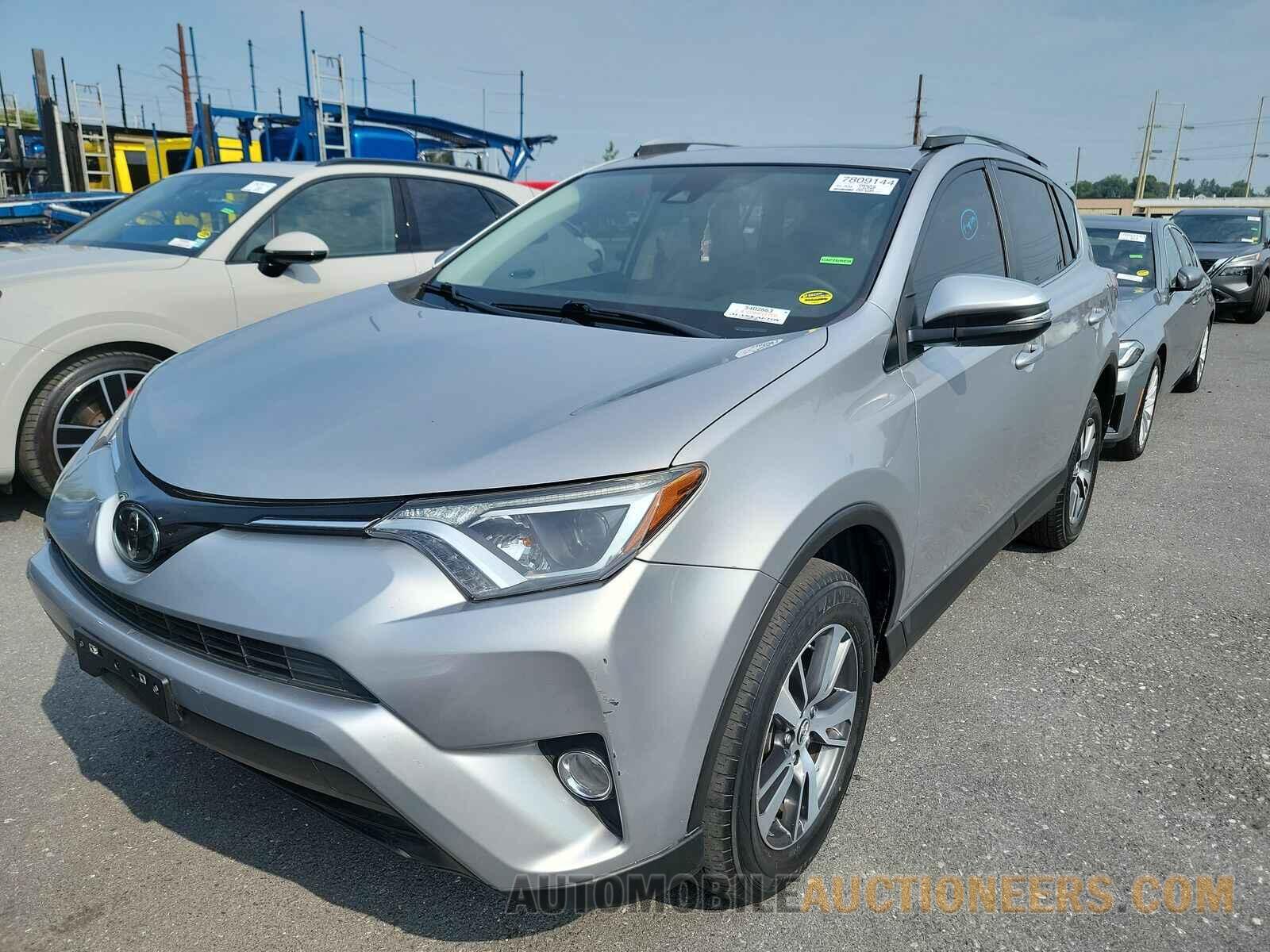 JTMRFREV7JJ242973 Toyota RAV4 2018