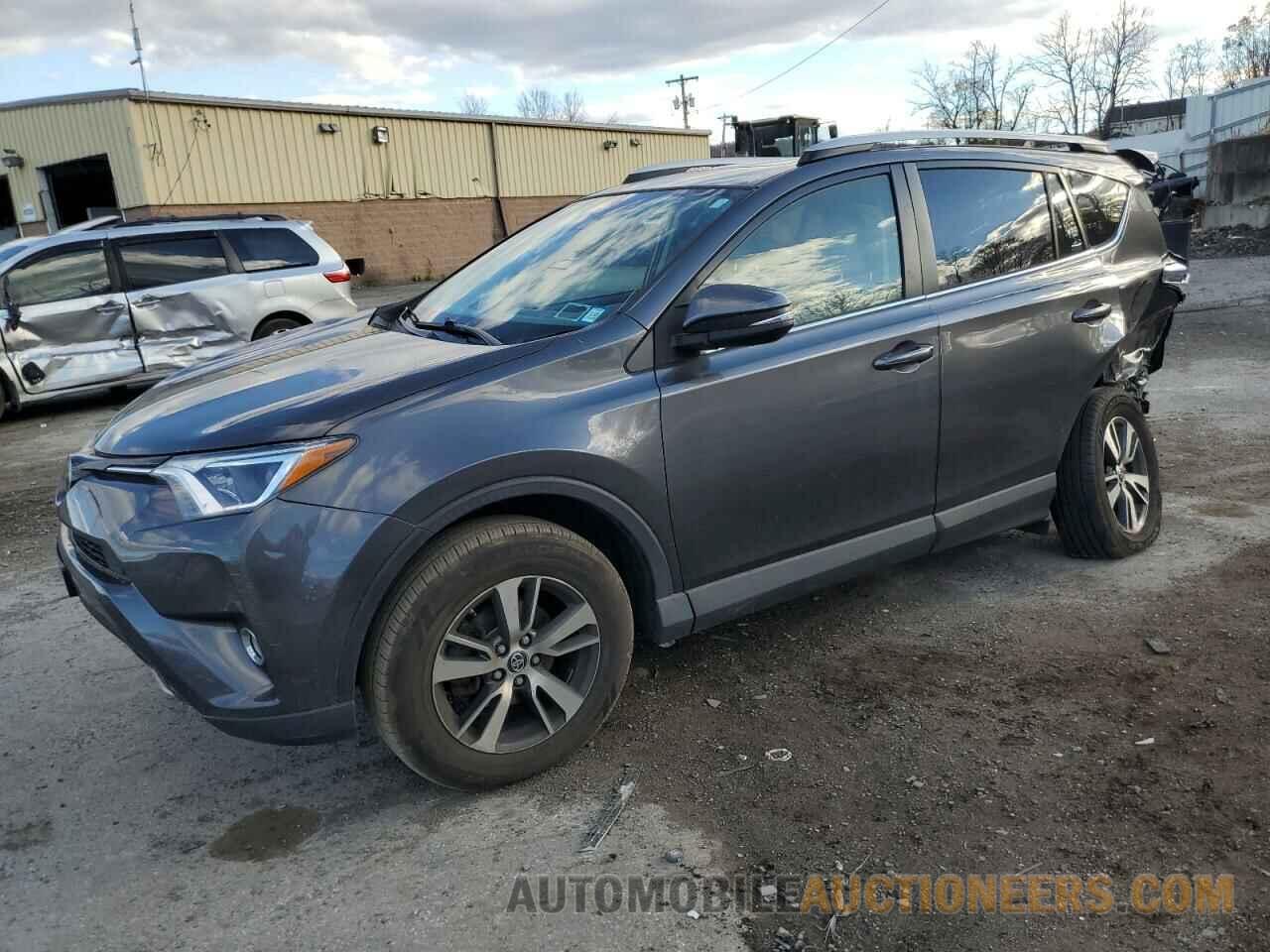 JTMRFREV7JJ245131 TOYOTA RAV4 2018