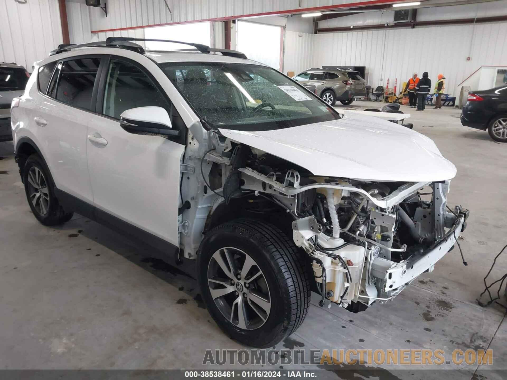 JTMRFREV7JJ246134 TOYOTA RAV4 2018