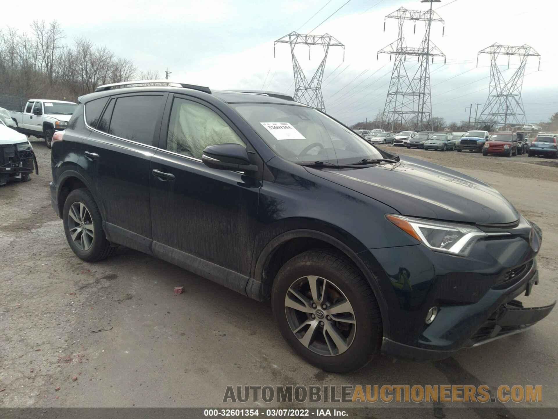 JTMRFREV7JJ252774 TOYOTA RAV4 2018