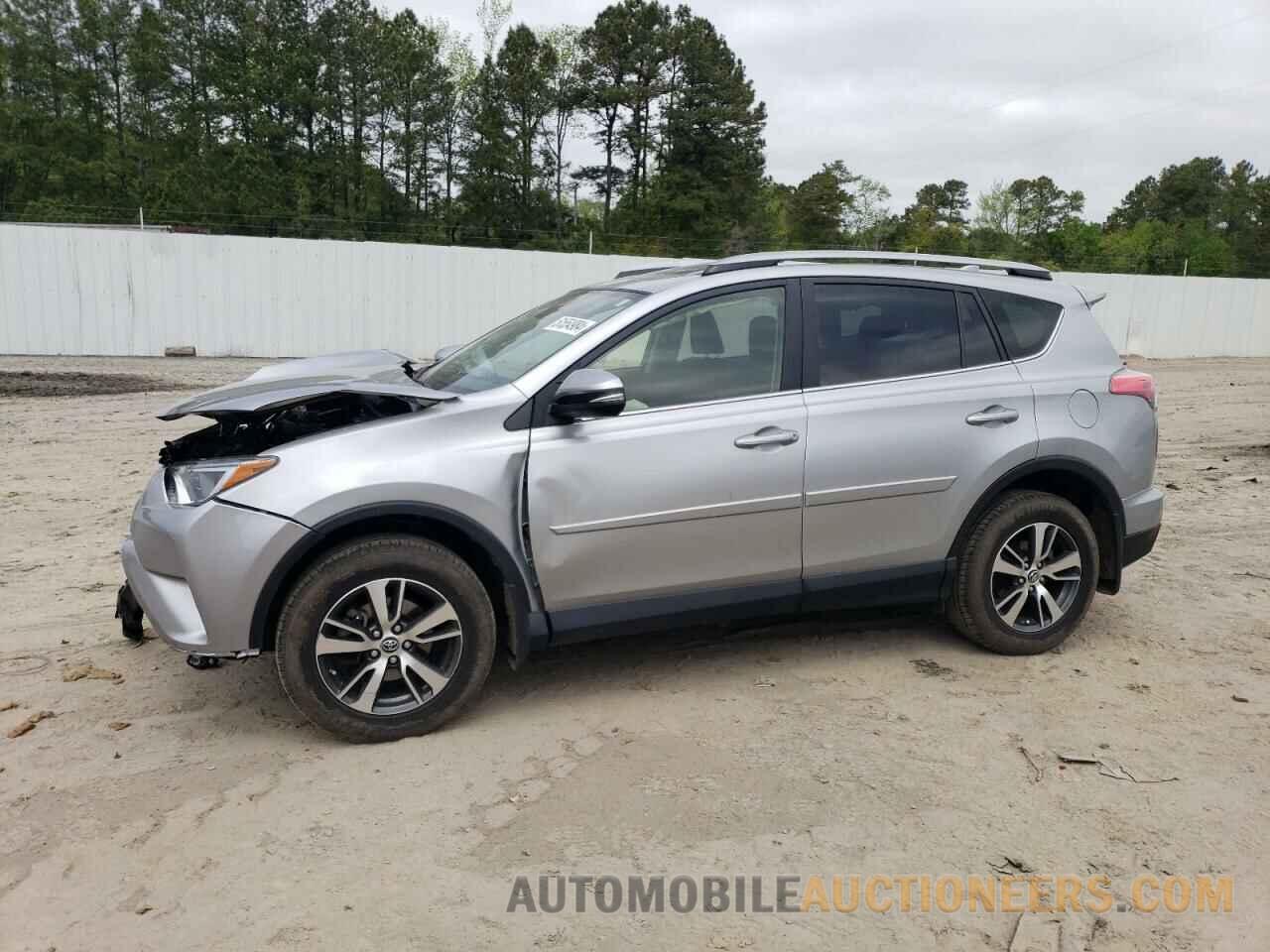 JTMRFREV7JJ261054 TOYOTA RAV4 2018