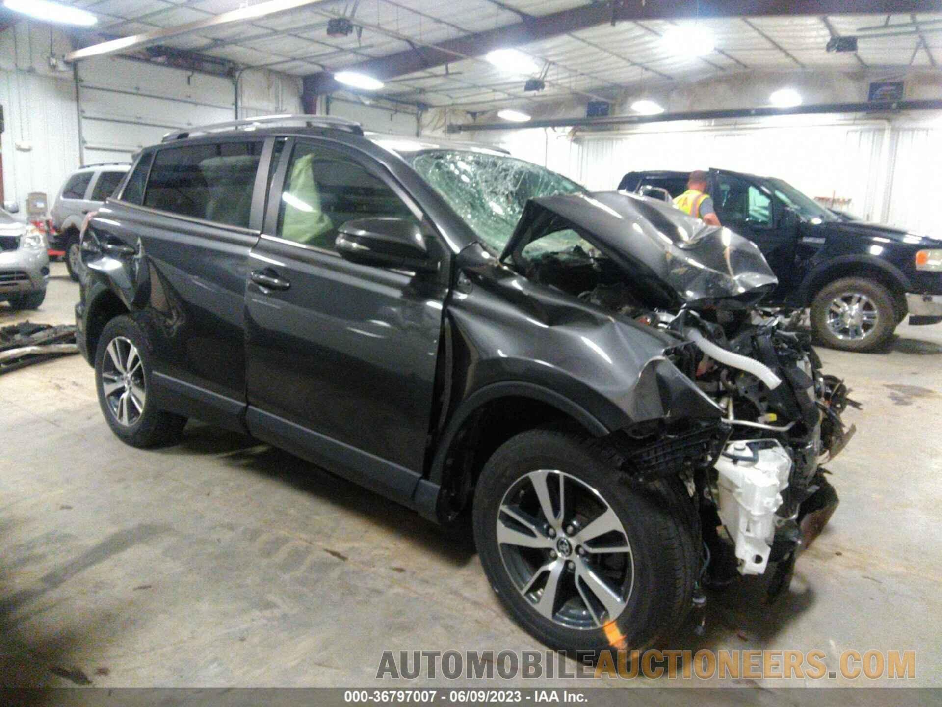 JTMRFREV7JJ717389 TOYOTA RAV4 2018