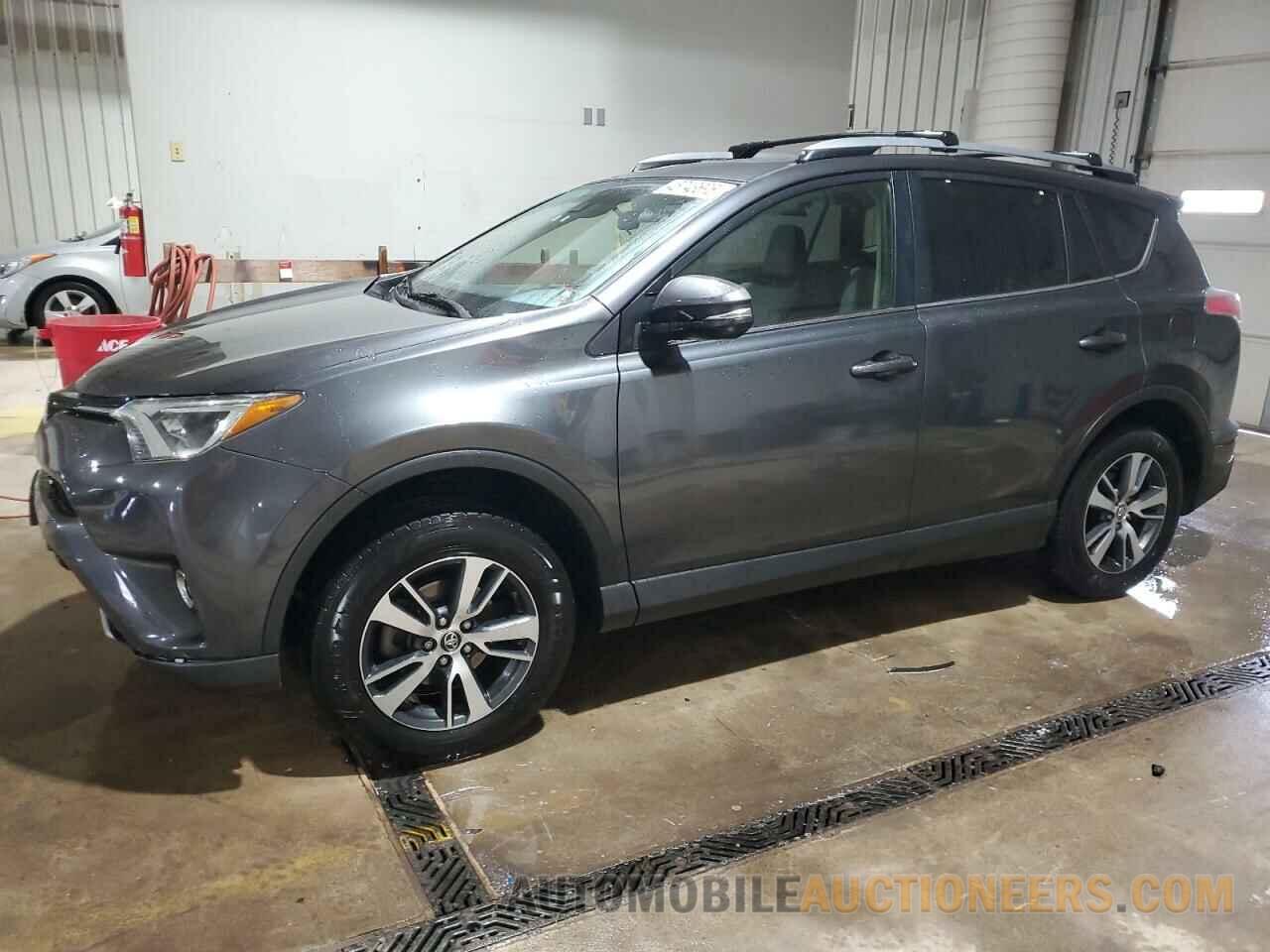 JTMRFREV7JJ738629 TOYOTA RAV4 2018