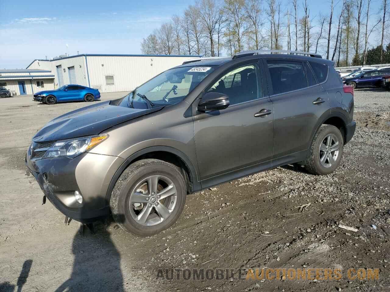 JTMRFREV8FD158358 TOYOTA RAV4 2015