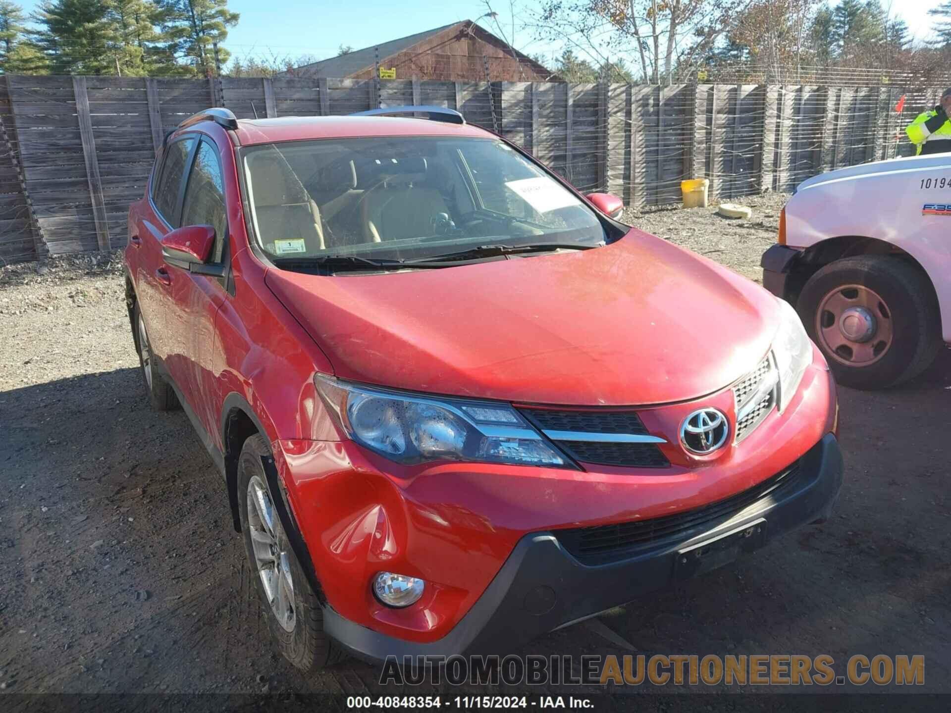 JTMRFREV8FJ020532 TOYOTA RAV4 2015