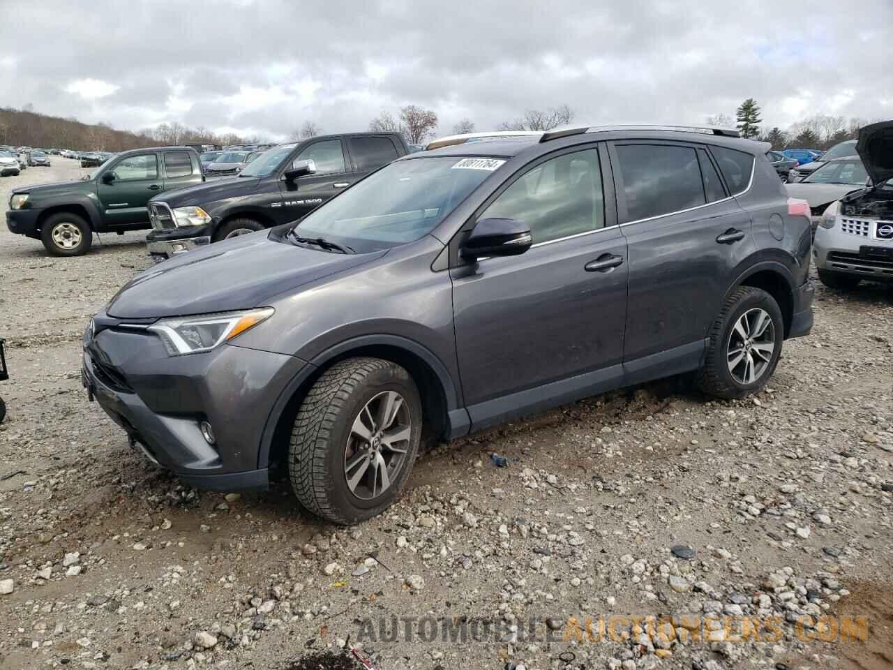 JTMRFREV8GJ073636 TOYOTA RAV4 2016