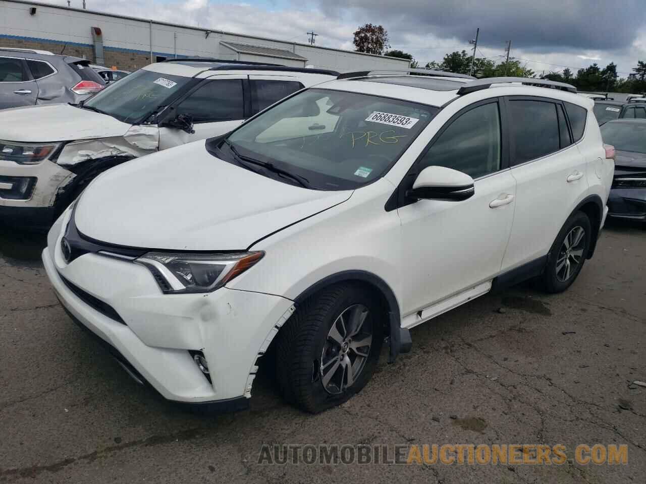 JTMRFREV8HD201289 TOYOTA RAV4 2017