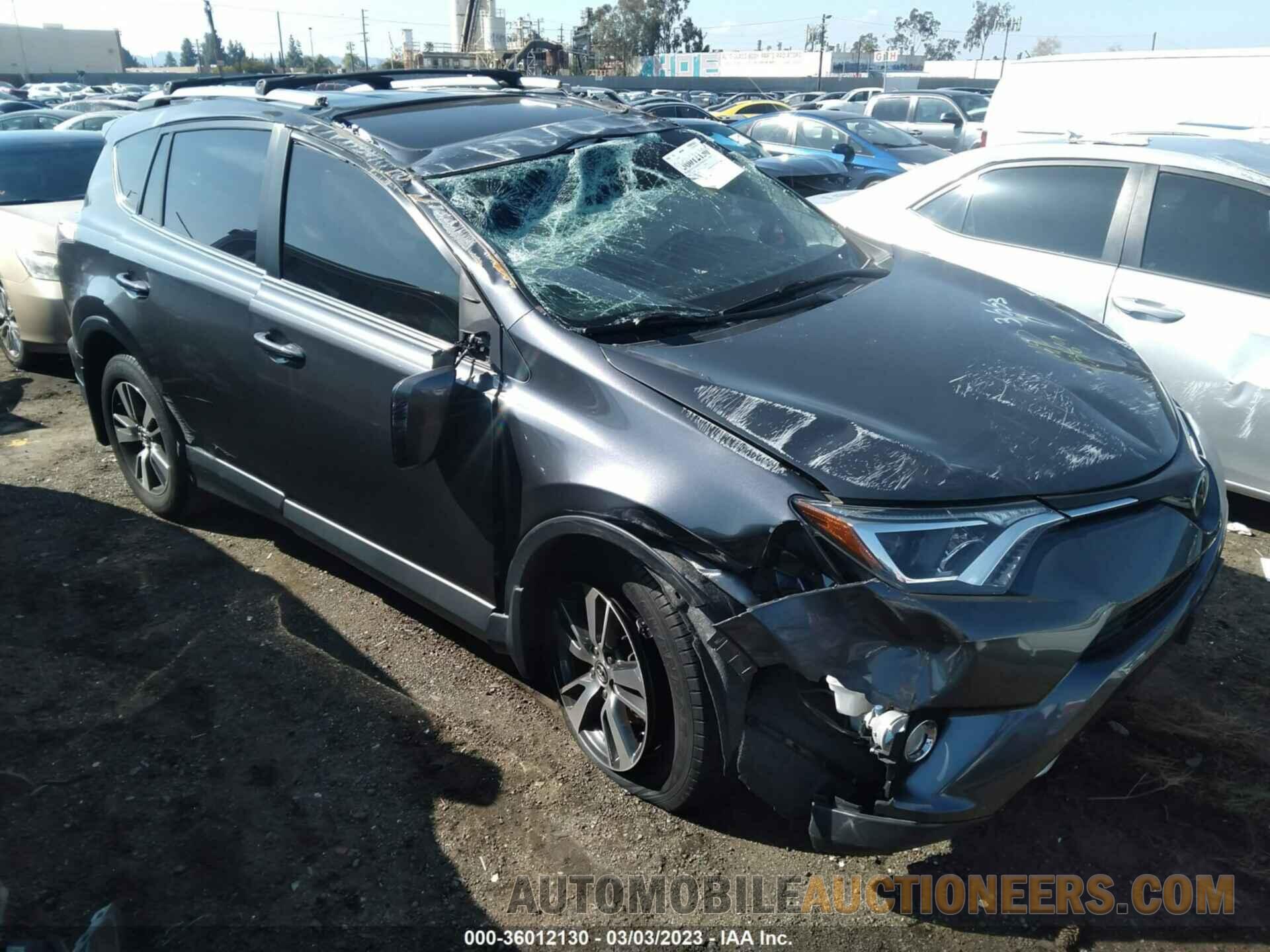 JTMRFREV8HD218447 TOYOTA RAV4 2017