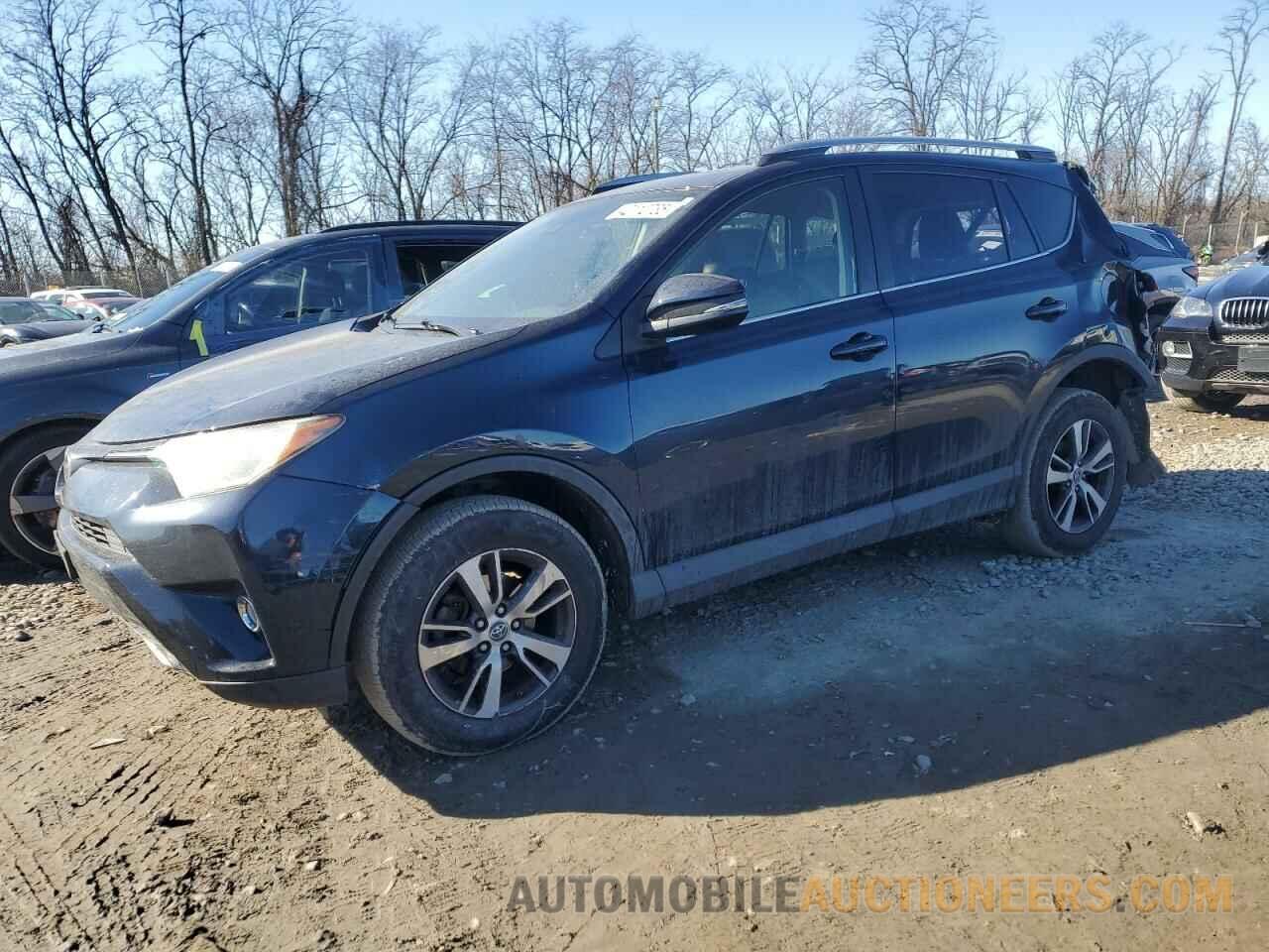 JTMRFREV8HJ108225 TOYOTA RAV4 2017