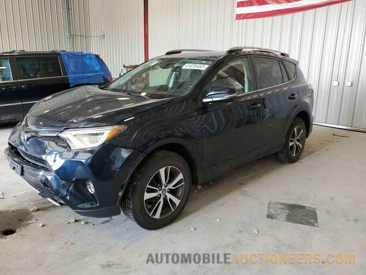 JTMRFREV8HJ118429 TOYOTA RAV4 2017