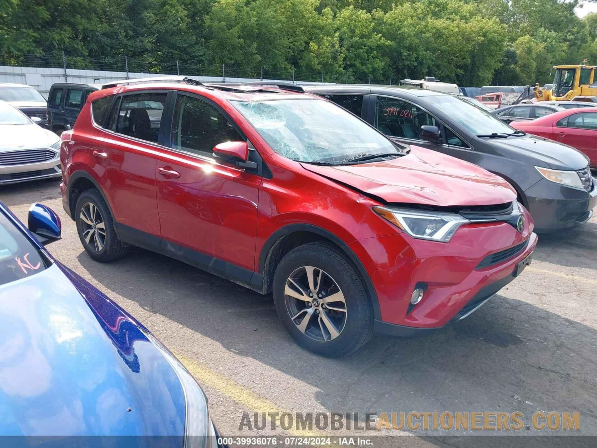 JTMRFREV8HJ125056 TOYOTA RAV4 2017