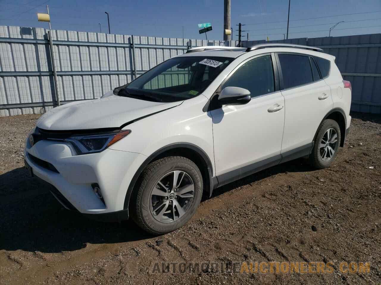 JTMRFREV8HJ125865 TOYOTA RAV4 2017