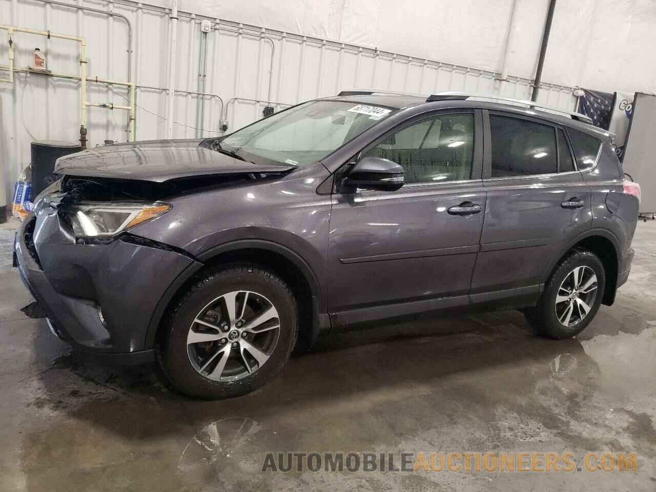 JTMRFREV8HJ132332 TOYOTA RAV4 2017