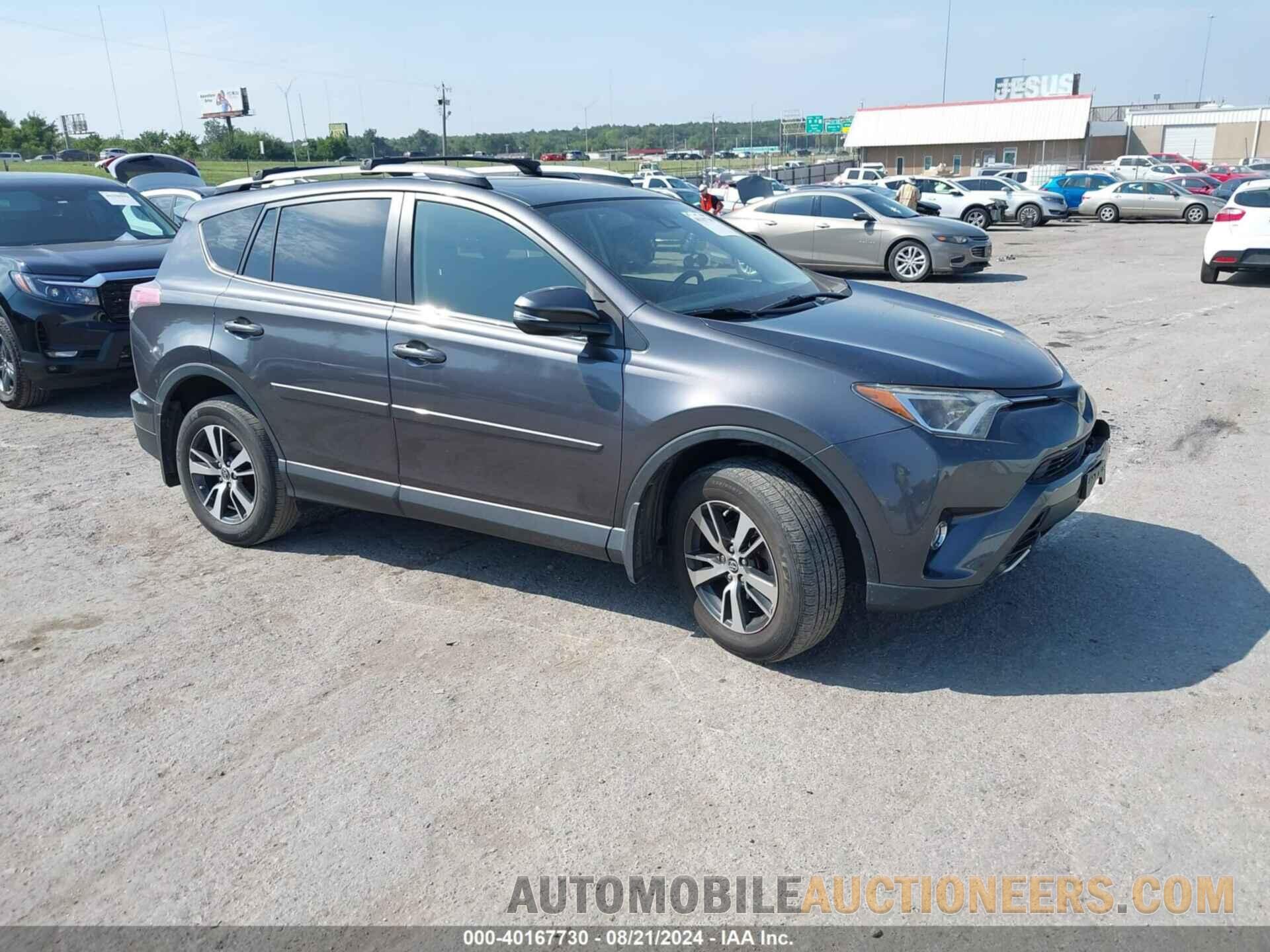 JTMRFREV8HJ706993 TOYOTA RAV4 2017