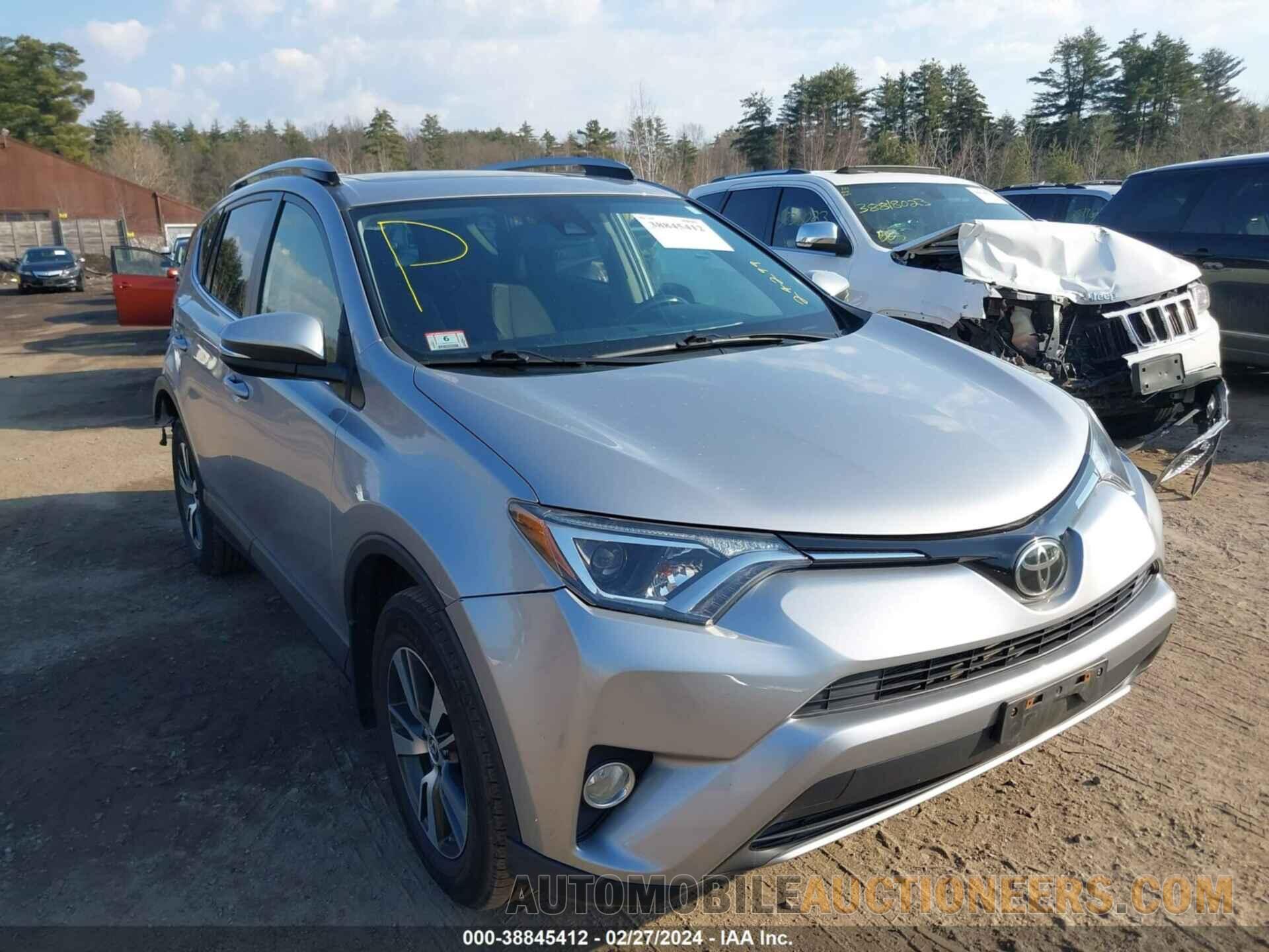 JTMRFREV8JD231043 TOYOTA RAV4 2018