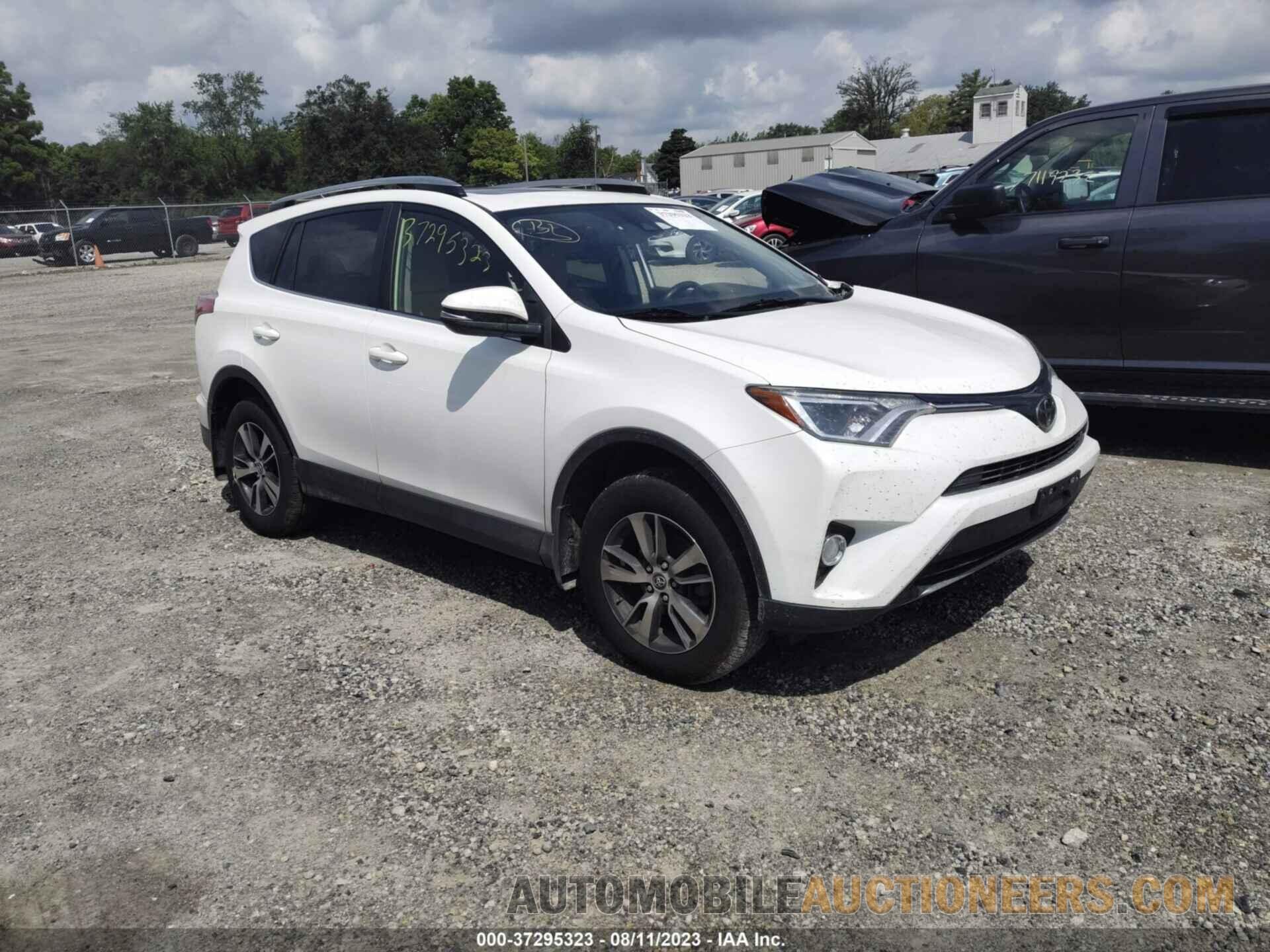 JTMRFREV8JJ211697 TOYOTA RAV4 2018