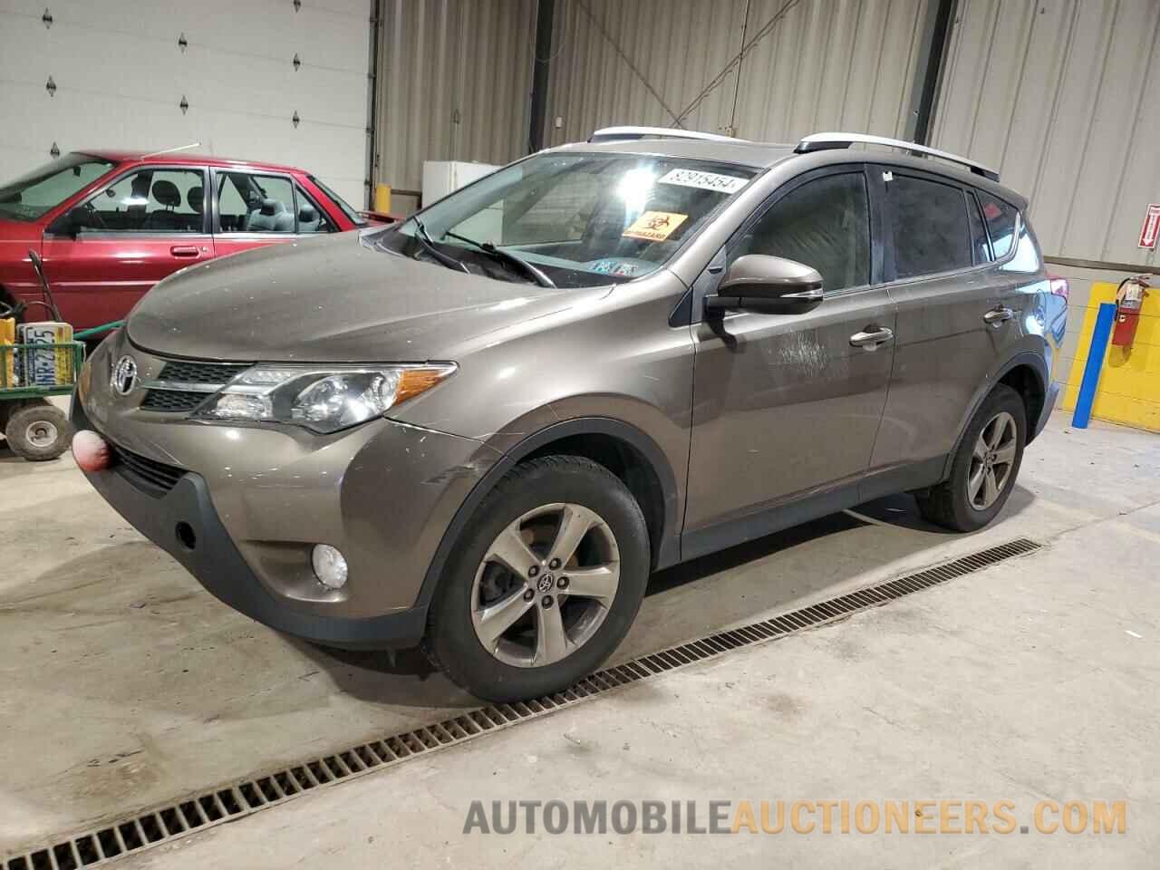 JTMRFREV9FD111467 TOYOTA RAV4 2015