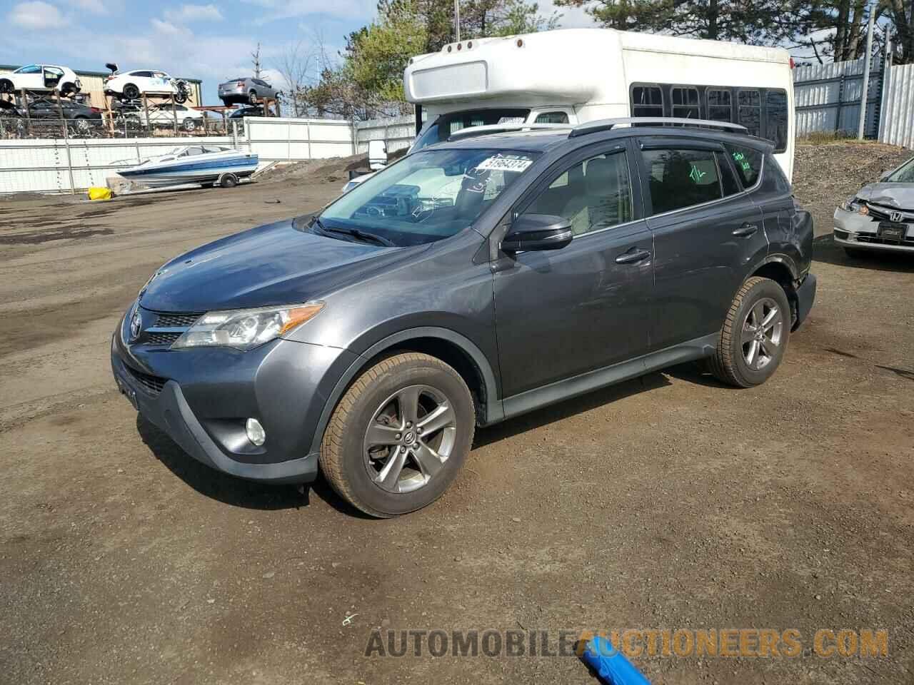 JTMRFREV9FD135400 TOYOTA RAV4 2015