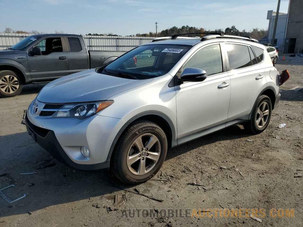 JTMRFREV9FD153895 TOYOTA RAV4 2015