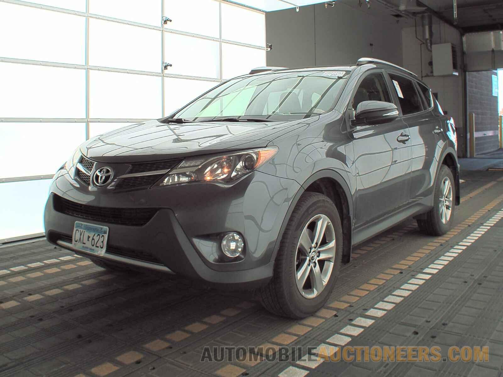 JTMRFREV9FD172477 Toyota RAV4 2015