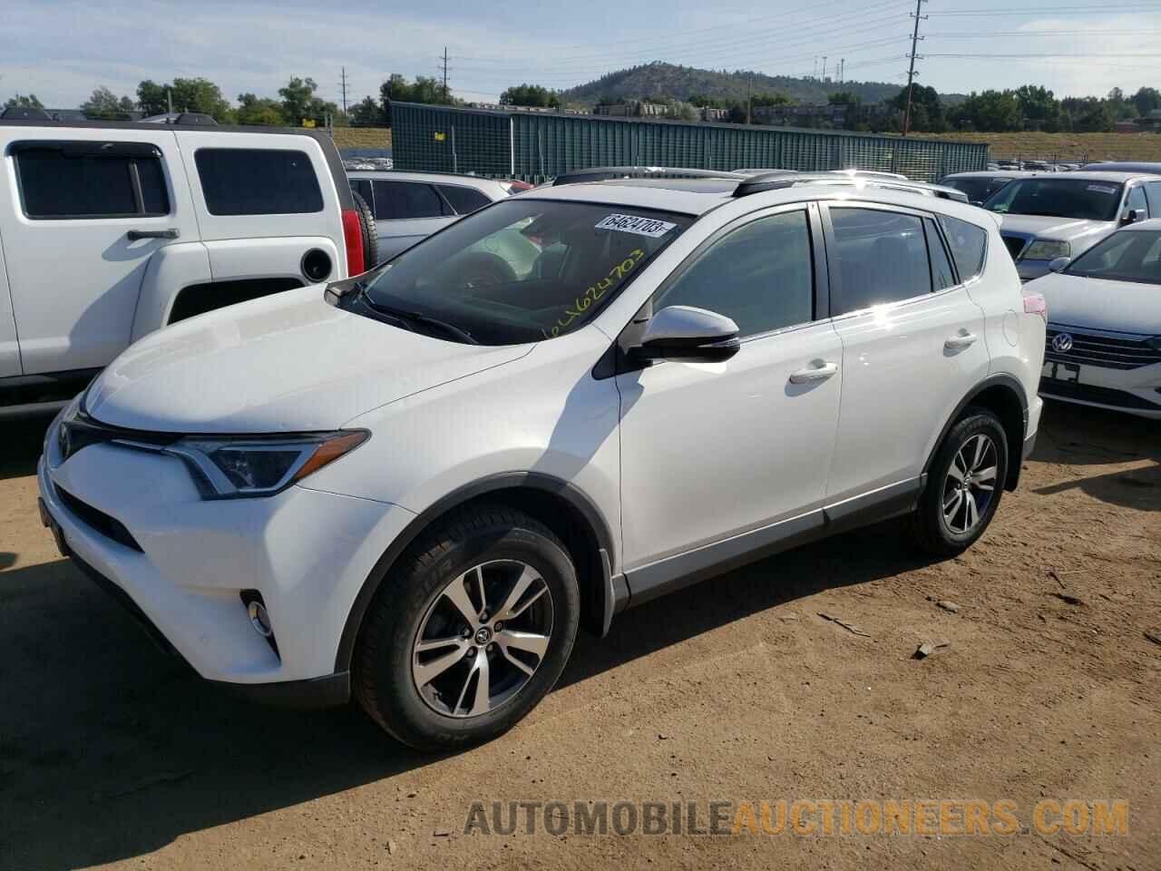 JTMRFREV9GJ062600 TOYOTA RAV4 2016