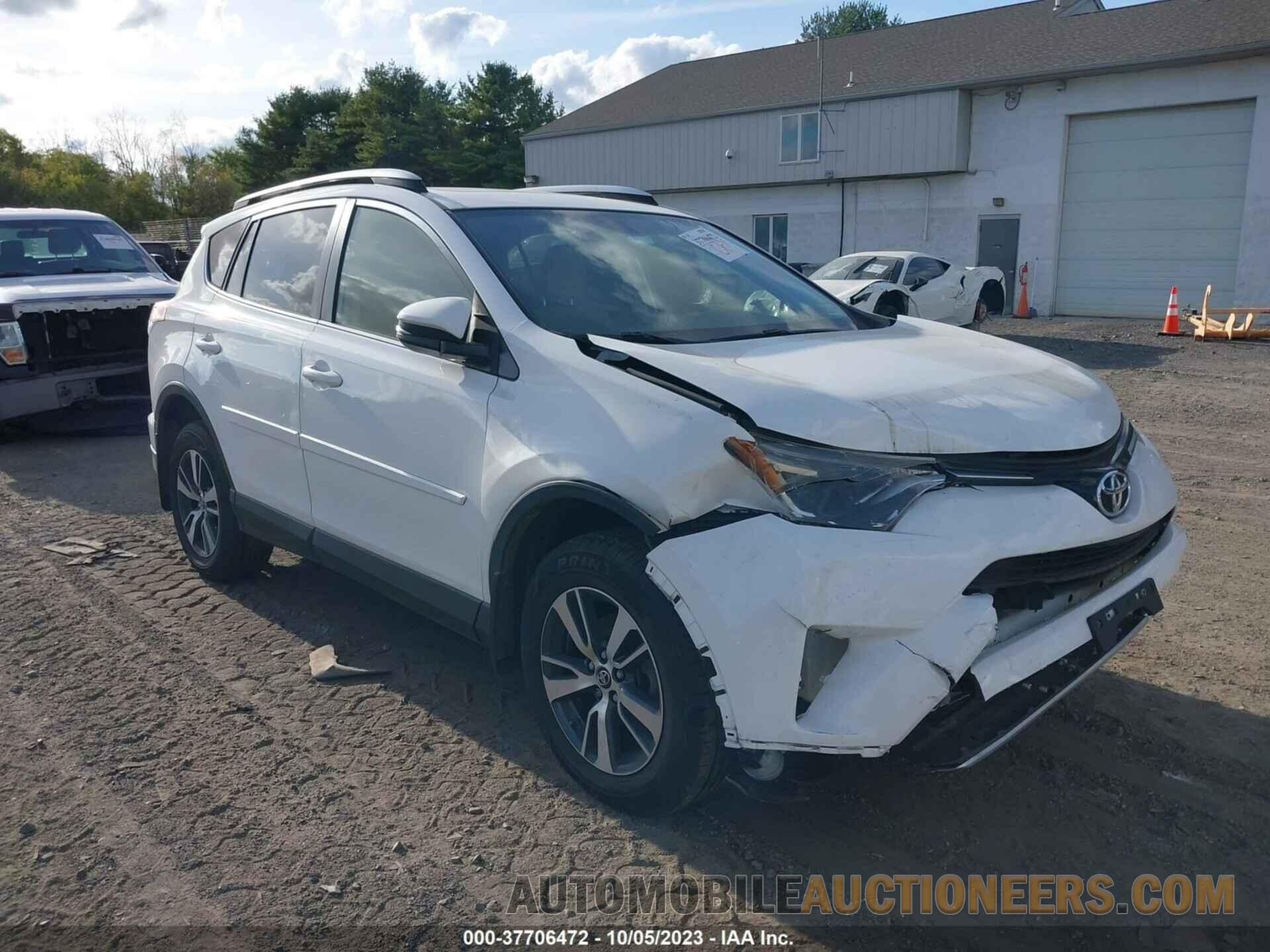 JTMRFREV9GJ063262 TOYOTA RAV4 2016