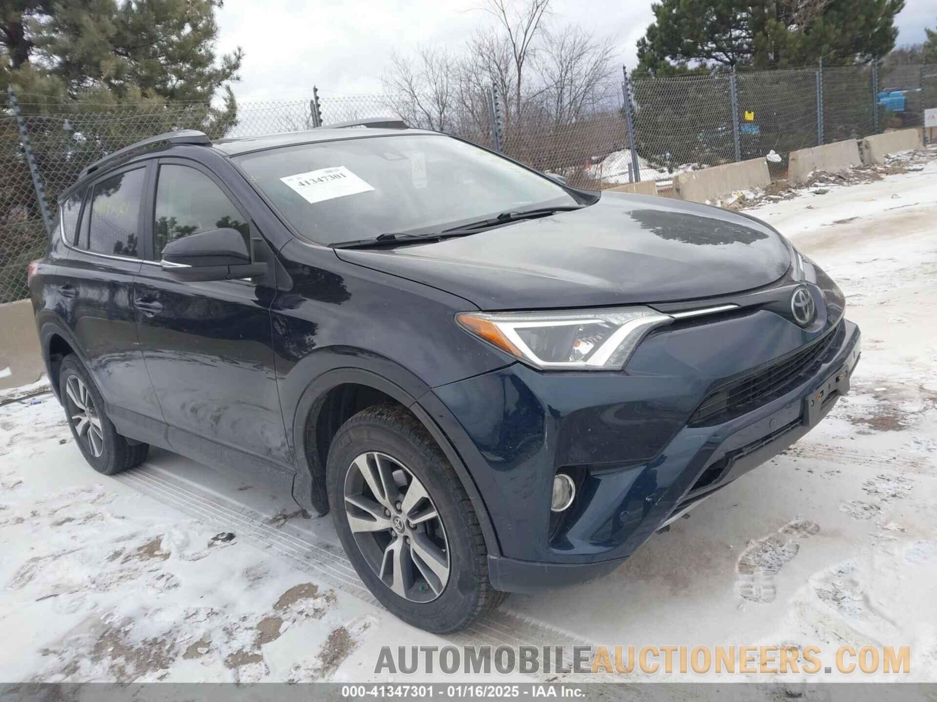 JTMRFREV9HD217209 TOYOTA RAV4 2017