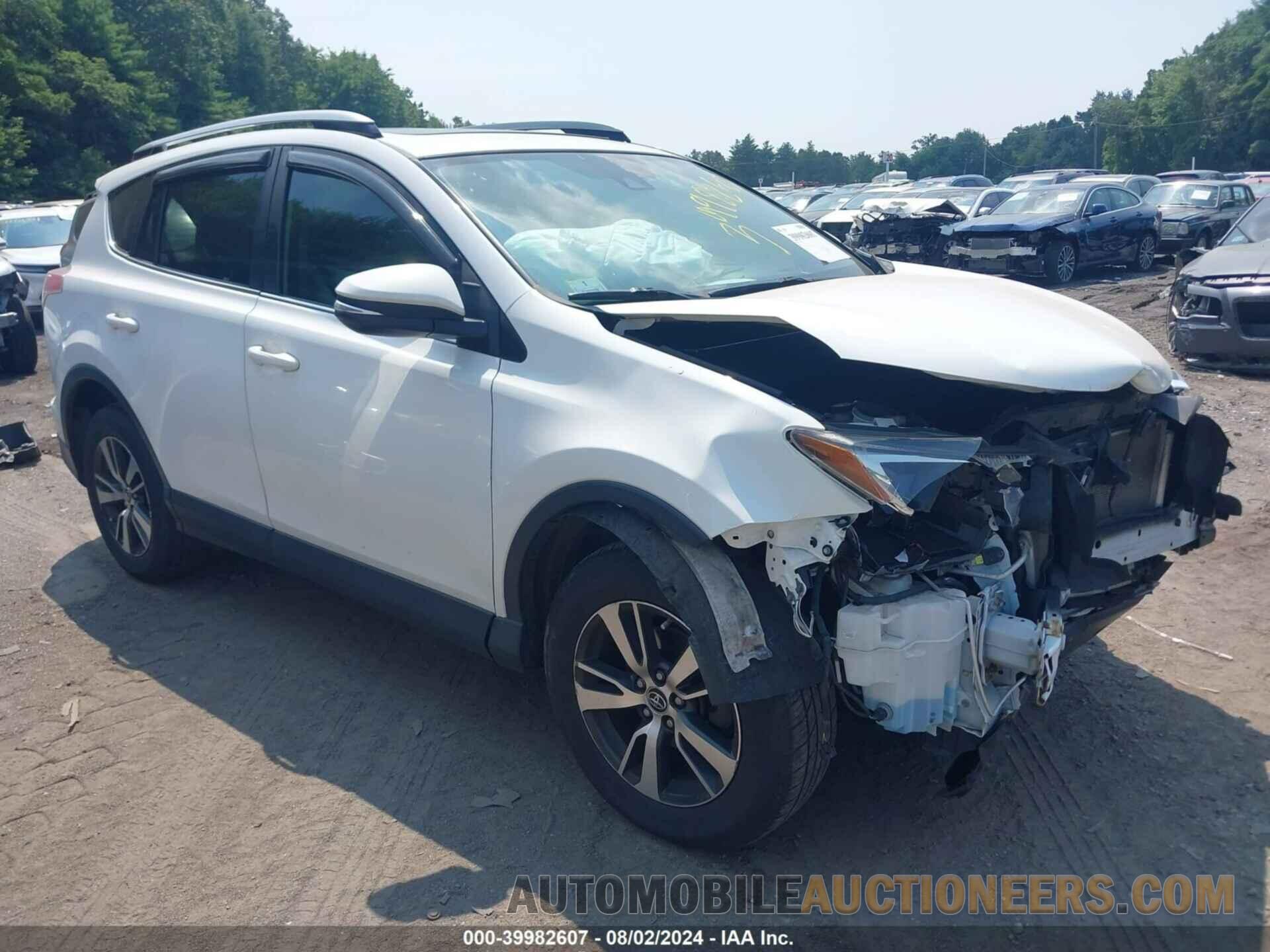 JTMRFREV9HJ117533 TOYOTA RAV4 2017