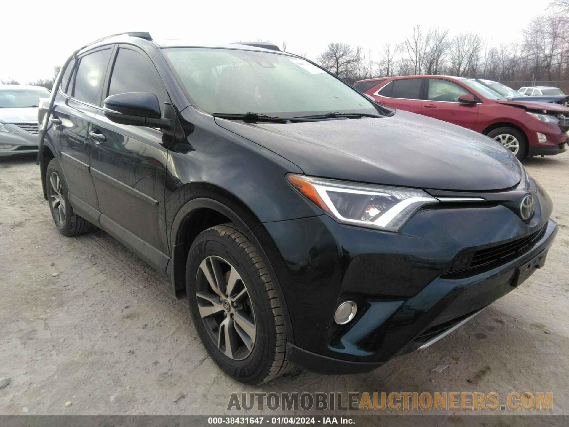 JTMRFREV9HJ124238 TOYOTA RAV4 2017