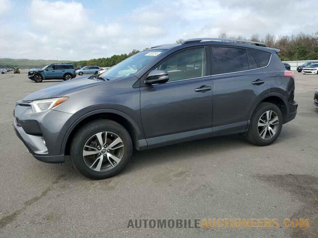 JTMRFREV9HJ706727 TOYOTA RAV4 2017